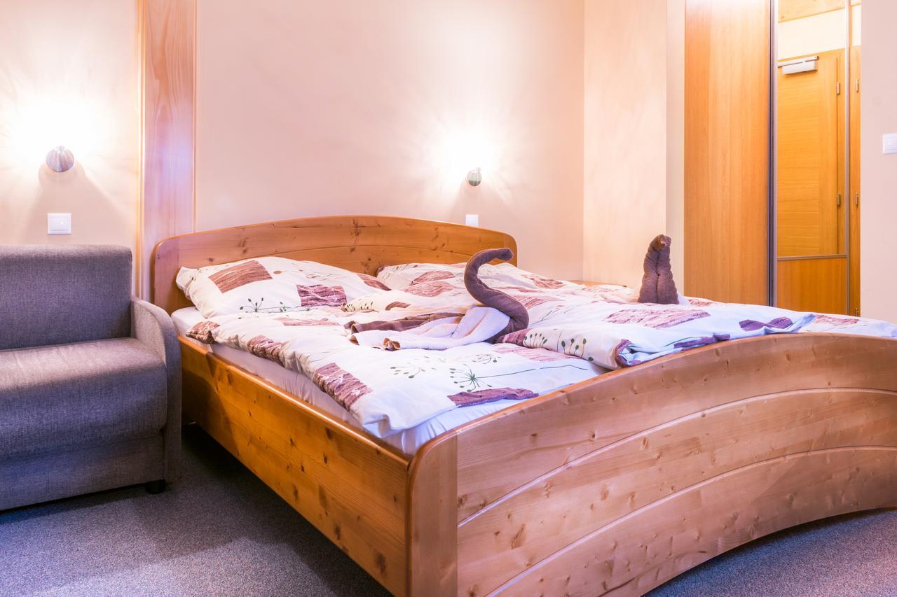 Horský Hotel Kristína Hrustin Exteriér fotografie